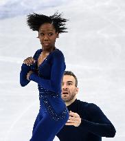 (XHTP)(BEIJING2022)CHINA-BEIJING-FIGURE SKATING-TEAM EVENT-PAIRS-FREE SKATING (CN)