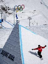 (XHTP)(BEIJING2022)CHINA-ZHANGJIAKOU-OLYMPIC WINTER GAMES-SNOWBOARD-SLOPESTYLE-FINAL (CN)