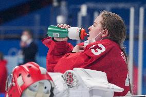 (BEIJING2022)CHINA-BEIJING-OLYMPIC WINTER GAMES-ICE HOCKEY-WOMEN'S PRELIMINARY-ROC VS CANADA