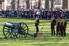 BRITAIN-LONDON-ACCESSION DAY-QUEEN ELIZABETH II-ROYAL GUN SALUTE