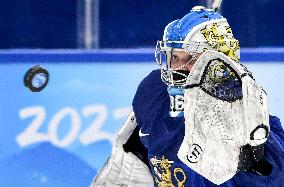 (BEIJING2022)CHINA-BEIJING-OLYMPIC WINTER GAMES-ICE HOCKEY-WOMEN'S PRELIMINARY-FIN VS ROC(CN)