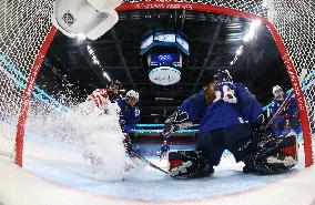 (BEIJING2022)CHINA-BEIJING-OLYMPIC WINTER GAMES-ICE HOCKEY-WOMEN'S PRELIMINARY-CANADA VS U.S. (CN)