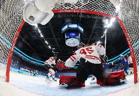 (BEIJING2022)CHINA-BEIJING-OLYMPIC WINTER GAMES-ICE HOCKEY-WOMEN'S PRELIMINARY-CANADA VS U.S. (CN)