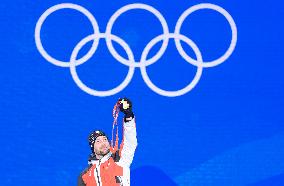 (BEIJING2022)CHINA-ZHANGJIAKOU-OLYMPIC WINTER GAMES-AWARDING CEREMONY (CN)