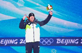 (BEIJING2022)CHINA-ZHANGJIAKOU-OLYMPIC WINTER GAMES-AWARDING CEREMONY (CN)