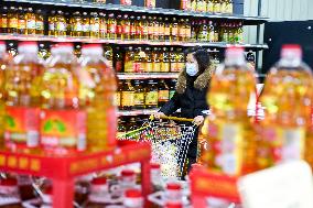 CHINA-GUANGXI-DEBAO-COVID-19-MARKET SUPPLIES (CN)