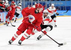 (BEIJING2022)CHINA-BEIJING-OLYMPIC WINTER GAMES-ICE HOCKEY-MEN'S PRELIMINARY- ROC VS  SUI(CN)