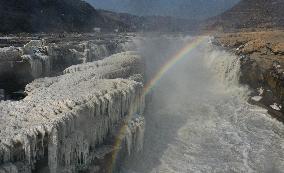 #CHINA-SHANXI-HUKOU WATERFALL (CN)