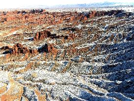 #CHINA-GANSU-ZHANGYE-DANXIA LANDFORM-SNOW SCENERY (CN)