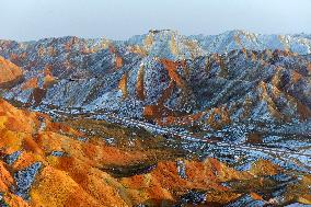 #CHINA-GANSU-ZHANGYE-DANXIA LANDFORM-SNOW SCENERY (CN)