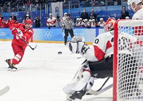 (BEIJING2022)CHINA-BEIJING-OLYMPIC WINTER GAMES-ICE HOCKEY-MEN'S PRELIMINARY- ROC VS  SUI(CN)