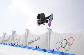 (BEIJING2022)CHINA-ZHANGJIAKOU-MEN'S SNOWBAORD HALFPIPE-QUALIFICATION(CN)