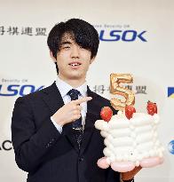 Fujii becomes youngest shogi player with 5 major titles