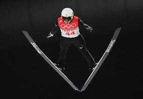(BEIJING2022) CHINA-ZHANGJIAKOU-OLYMPIC WINTER GAMES-SKI JUMPING-LH-QUALIFICATION (CN)