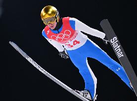 (BEIJING2022) CHINA-ZHANGJIAKOU-OLYMPIC WINTER GAMES-SKI JUMPING-LH (CN)