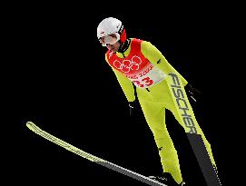 (BEIJING2022) CHINA-ZHANGJIAKOU-OLYMPIC WINTER GAMES-SKI JUMPING-LH (CN)