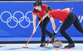(BEIJING2022)CHINA-BEIJING-OLYMPIC WINTER GAMES-CURLING-WOMEN'S ROUND ROBIN SESSION-GRB VS SUI (CN)