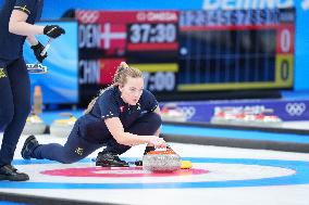 (BEIJING2022)CHINA-BEIJING-OLYMPIC WINTER GAMES-CURLING-WOMEN'S ROUND ROBIN SESSION-SWE VS JPN (CN)