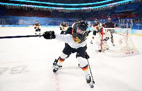 (BEIJING2022)CHINA-BEIJING-OLYMPIC WINTER GAMES-ICE HOCKEY-MEN'S PRELIMINARY-CANADA VS GERMANY (CN)