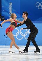 (BEIJING2022)CHINA-BEIJING-OLYMPIC WINTER GAMES-FIGURE SKATING-ICE DANCE-RHYTHM DANCE (CN)