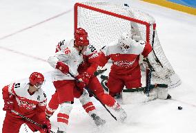 (BEIJING2022)CHINA-BEIJING-OLYMPIC WINTER GAMES-ICE HOCKEY-MEN'S PRELIMINARY ROUND-ROC VS DEN (CN)
