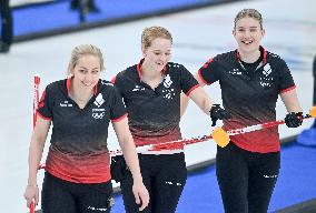 (BEIJING2022)CHINA-BEIJING-OLYMPIC WINTER GAMES-CURLING-WOMEN'S ROUND ROBIN SESSION-CHN VS DEN (CN)
