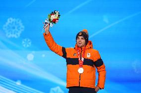 (BEIJING2022)CHINA-BEIJING-OLYMPIC WINTER GAMES-AWARDING CEREMONY (CN)
