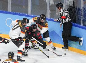 (BEIJING2022)CHINA-BEIJING-OLYMPIC WINTER GAMES-ICE HOCKEY-MEN'S PRELIMINARY-CANADA VS GERMANY (CN)