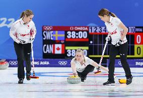 (BEIJING2022)CHINA-BEIJING-OLYMPIC WINTER GAMES-CURLING-WOMEN'S ROUND ROBIN SESSION-SWE VS CAN (CN)