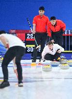 (BEIJING2022)CHINA-BEIJING-OLYMPIC WINTER GAMES-CURLING-MEN'S ROUND ROBIN SESSION-CHN VS GBR (CN)