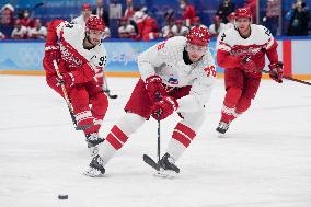 (BEIJING2022)CHINA-BEIJING-OLYMPIC WINTER GAMES-ICE HOCKEY-MEN'S PRELIMINARY ROUND-ROC VS DEN (CN)