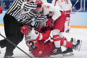 (BEIJING2022)CHINA-BEIJING-OLYMPIC WINTER GAMES-ICE HOCKEY-MEN'S PRELIMINARY ROUND-ROC VS DEN (CN)