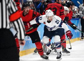 (BEIJING2022)CHINA-BEIJING-OLYMPIC WINTER GAMES-ICE HOCKEY-MEN'S PRELIMINARY-USA VS CAN (CN)