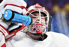 (BEIJING2022)CHINA-BEIJING-OLYMPIC WINTER GAMES-ICE HOCKEY-WOMEN'S QUATERFINALS-SUI VS ROC (CN)