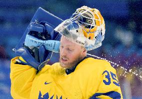 (BEIJING2022)CHINA-BEIJING-OLYMPIC WINTER GAMES-ICE HOCKEY-MEN'S PRELIMINARY-SWE VS SVK (CN)