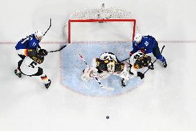(BEIJING2022)CHINA-BEIJING-OLYMPIC WINTER GAMES-ICE HOCKEY-MEN'S PRELIMINARY-USA VS GER(CN)