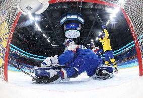 (BEIJING2022)CHINA-BEIJING-OLYMPIC WINTER GAMES-ICE HOCKEY-MEN'S PRELIMINARY-SWE VS SVK (CN)