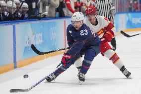 (BEIJING2022)CHINA-BEIJING-OLYMPIC WINTER GAMES-ICE HOCKEY-MEN'S PRELIMINARY-U.S. VS CHINA (CN)