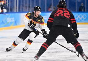 (BEIJING2022)CHINA-BEIJING-OLYMPIC WINTER GAMES-ICE HOCKEY-MEN'S PRELIMINARY-CANADA VS GERMANY (CN)