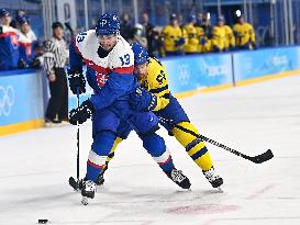 (BEIJING2022)CHINA-BEIJING-OLYMPIC WINTER GAMES-ICE HOCKEY-MEN'S PRELIMINARY-SWE VS SVK (CN)
