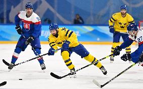 (BEIJING2022)CHINA-BEIJING-OLYMPIC WINTER GAMES-ICE HOCKEY-MEN'S PRELIMINARY-SWE VS SVK (CN)