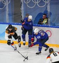 (BEIJING2022)CHINA-BEIJING-OLYMPIC WINTER GAMES-ICE HOCKEY-MEN'S PRELIMINARY-USA VS GER(CN)