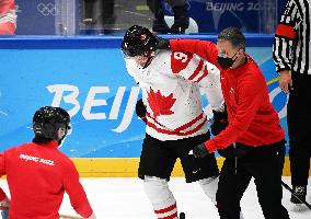 (BEIJING2022)CHINA-BEIJING-OLYMPIC WINTER GAMES-ICE HOCKEY-MEN'S PRELIMINARY-CHN VS CAN(CN)