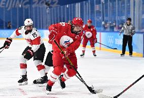 (BEIJING2022)CHINA-BEIJING-OLYMPIC WINTER GAMES-ICE HOCKEY-WOMEN'S PLAYOFFS-QUATERFINALS-SUI VS ROC (CN)