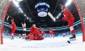 (BEIJING2022)CHINA-BEIJING-OLYMPIC WINTER GAMES-ICE HOCKEY-WOMEN'S QUATERFINALS-SUI VS ROC (CN)