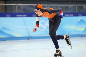 (BEIJING2022)CHINA-BEIJING-OLYMPIC WINTER GAMES-SPEED SKATING-WOMEN'S 5,000M (CN)