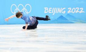 (XHTP)(BEIJING2022)CHINA-BEIJING-FIGURE SKATING-MEN SINGLE SKATING-FREE SKATING (CN)