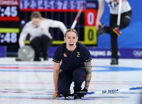 (XHTP)(BEIJING2022)CHINA-BEIJING-OLYMPIC WINTER GAMES-CURLING-WOMEN'S ROUND ROBIN SESSION-SWE VS CAN (CN)