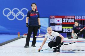 (XHTP)(BEIJING2022)CHINA-BEIJING-OLYMPIC WINTER GAMES-CURLING-WOMEN'S ROUND ROBIN SESSION-KOR VS ROC (CN)