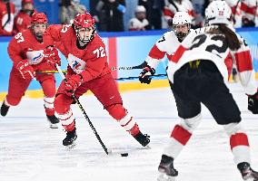 (XHTP)(BEIJING2022)CHINA-BEIJING-OLYMPIC WINTER GAMES-ICE HOCKEY-WOMEN'S PLAYOFFS-QUATERFINALS-SUI VS ROC (CN)